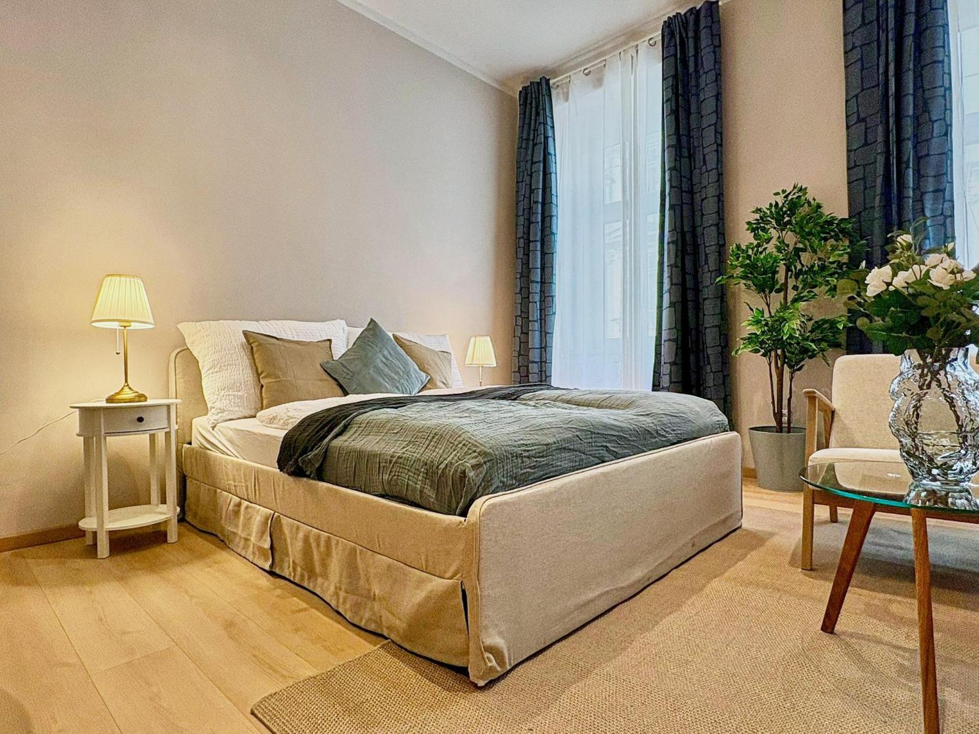 Spacious And Near Metro I Close To Parks I Akh Wien